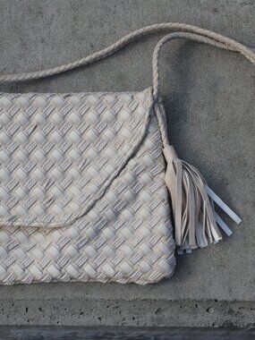 Vtg Woven Leather Crossbody Bogo Bag with Tassels and Rope